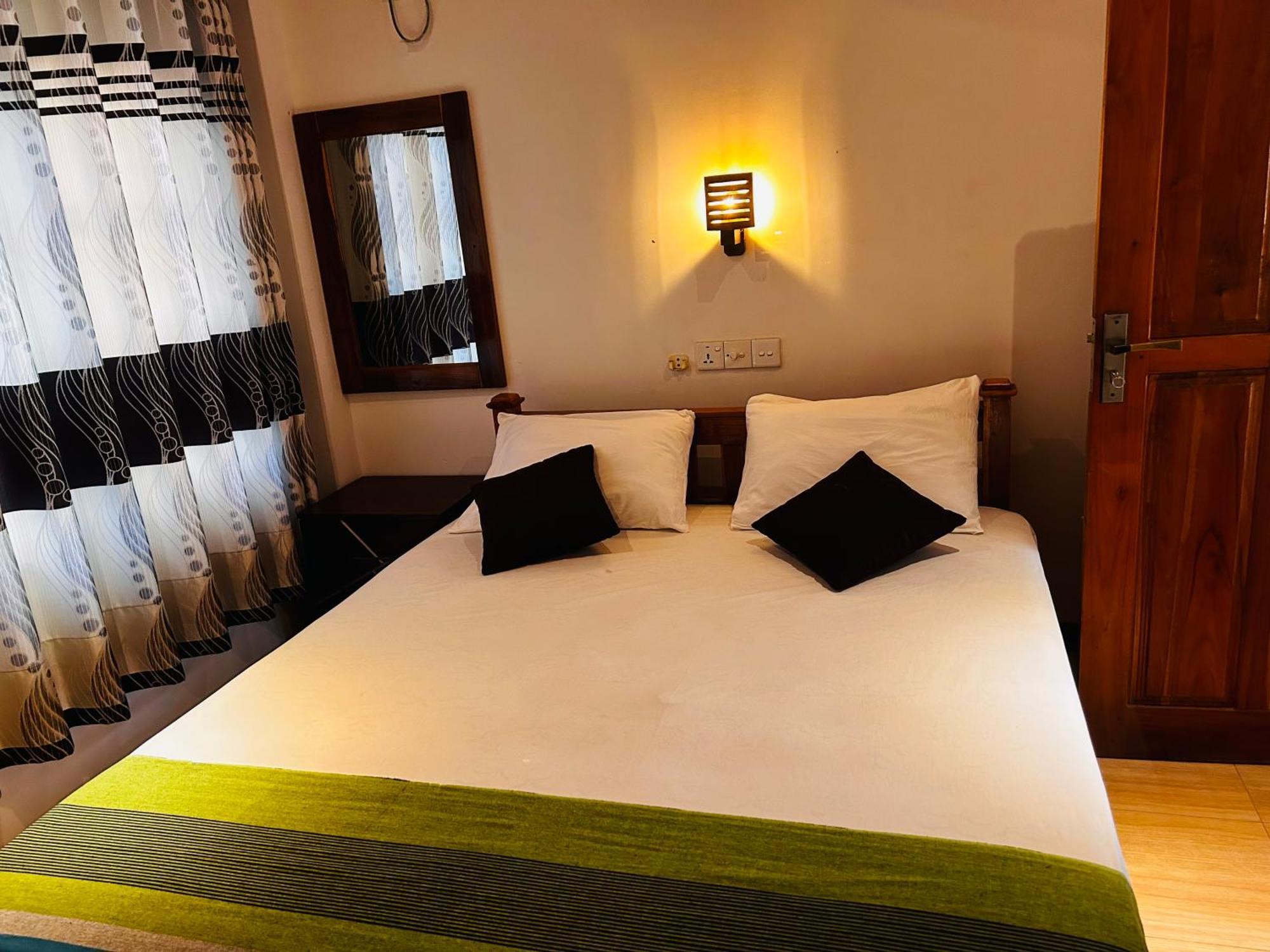 Pearl Bungalow Trincomalee Ngoại thất bức ảnh