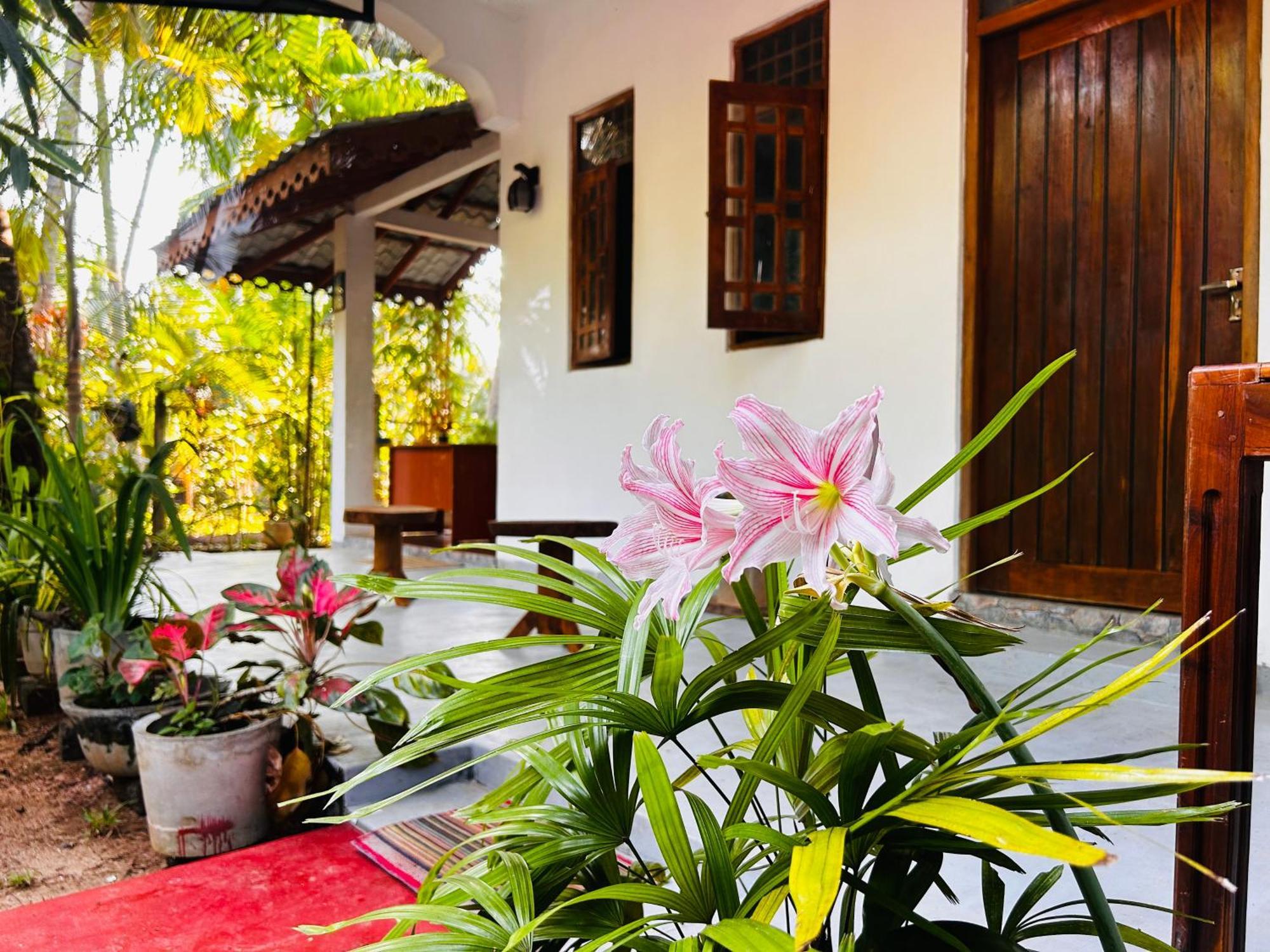 Pearl Bungalow Trincomalee Ngoại thất bức ảnh